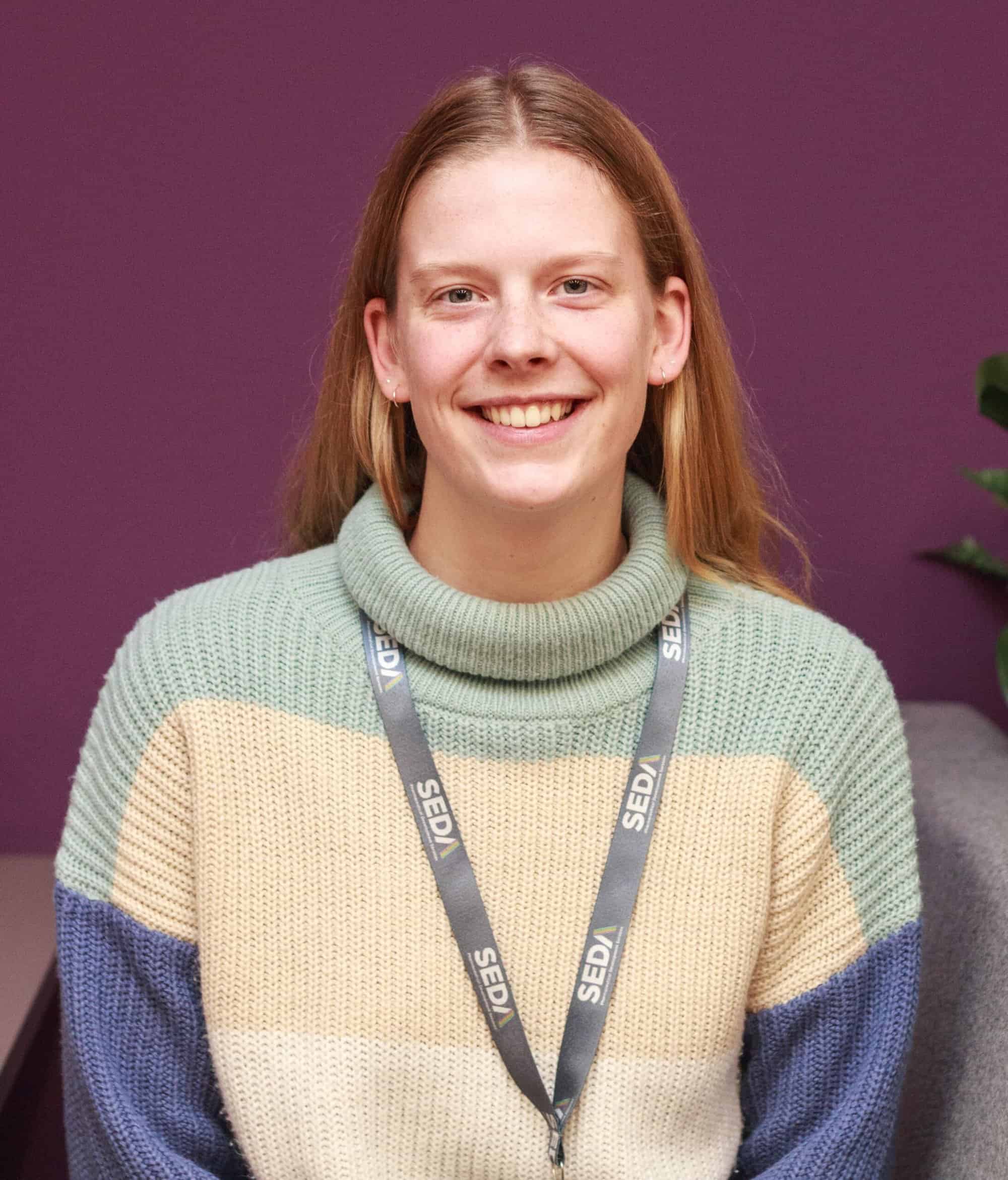 Seda Modeller Emily Fell